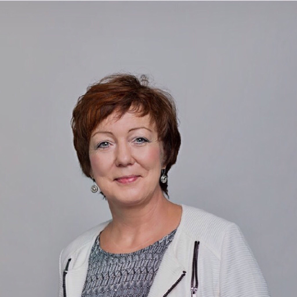 Monika Lang Geschäftsführerin novaROB GmbH XING