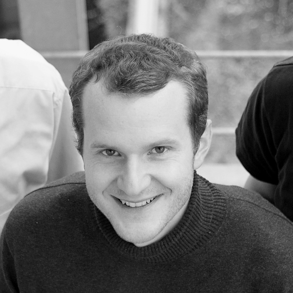 Dr. Philipp Jester Head of Lens Design Solutions Carl Zeiss Vision