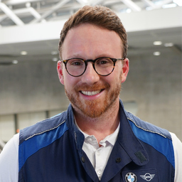Dr. Tim Schleicher