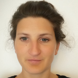 Nadine Scholz