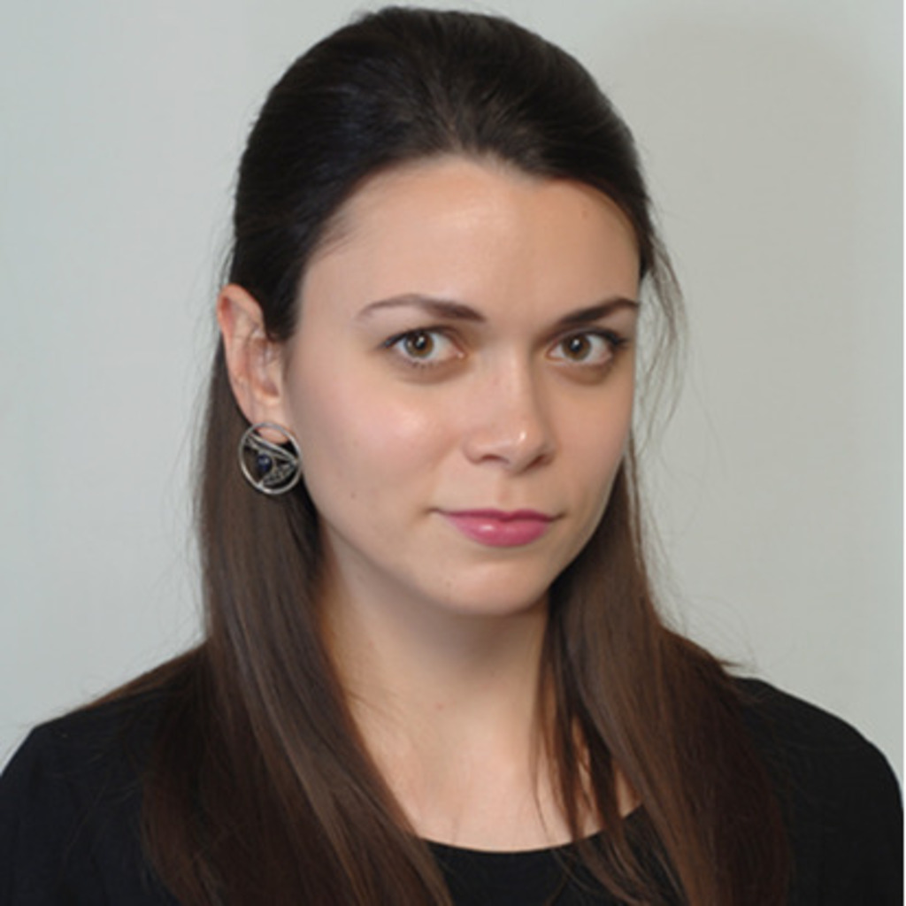 Irena Dimitrievska - Financial Management, Insurance - AUE-FON ...