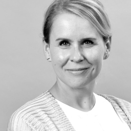 Claudia Hoellwarth