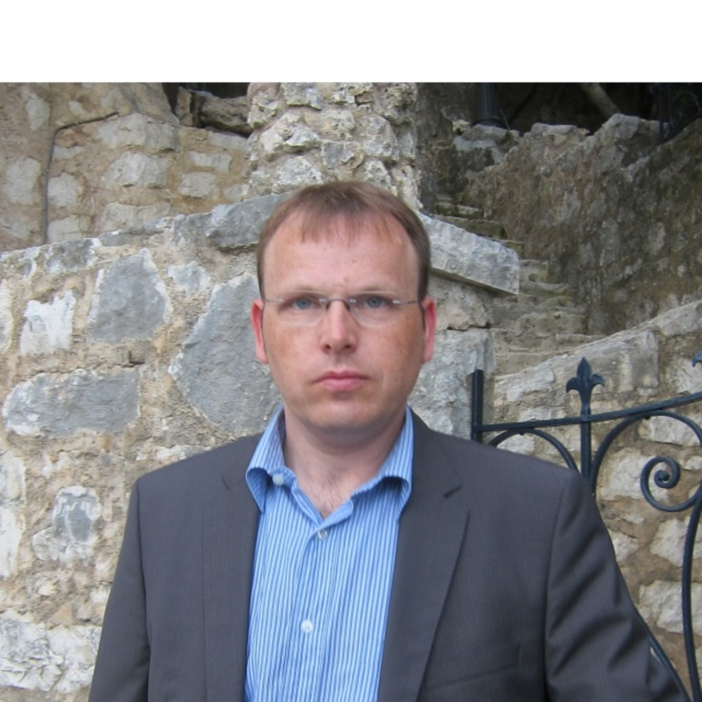 Jürgen Hornung Director OE Diagnostics Solution Design Group Bosch