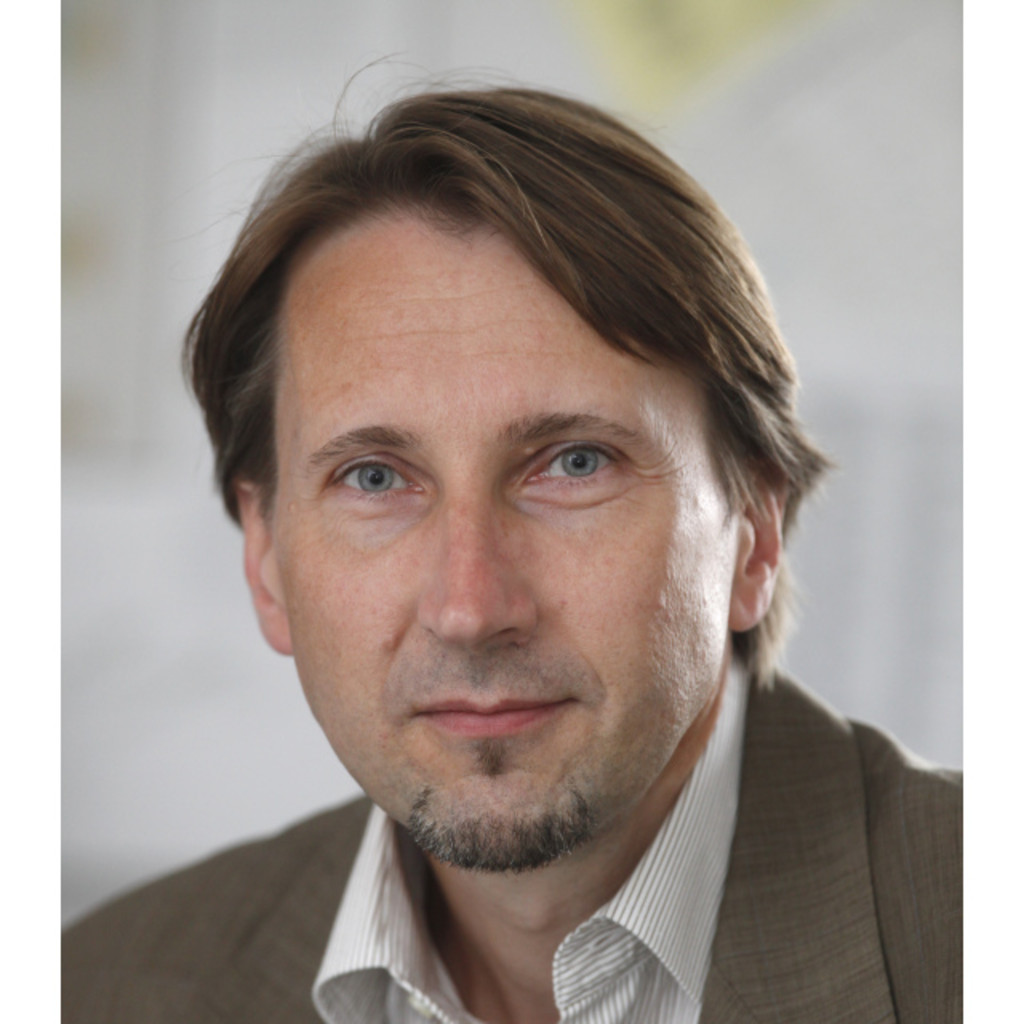 Prof. Dr. Wolfgang Bunzel Leiter der BrentanoAbteilung Freies