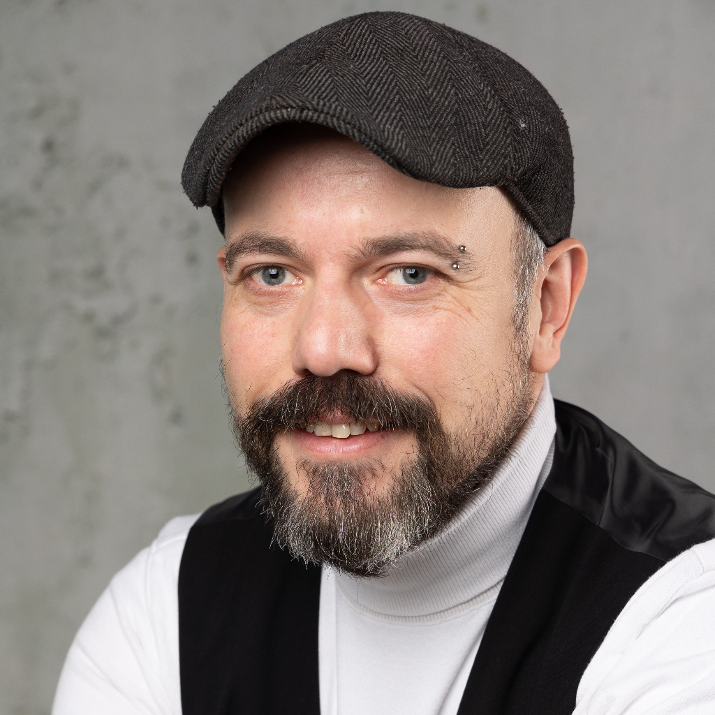 Toni Schreiner Blogger bei Tonistrendlupe Tonistrendlupe XING