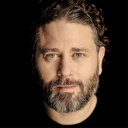 Nima Gholiagha