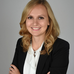Julia Regensburger