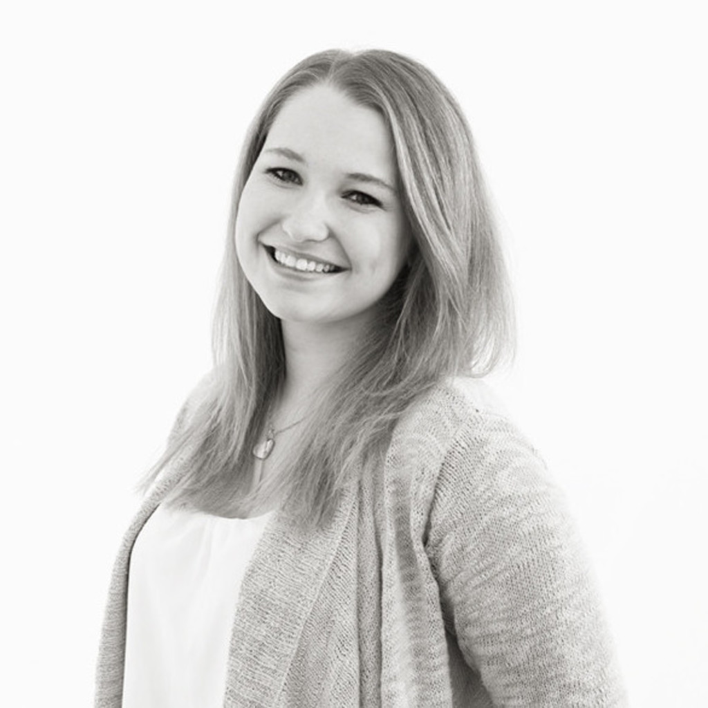 Angelina Wild - Grafikerin - Comdatek gmbh | XING