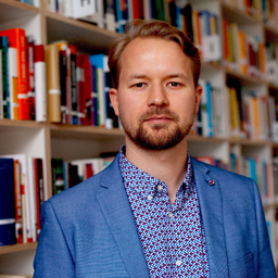 Dr. Dennis Walkenhorst