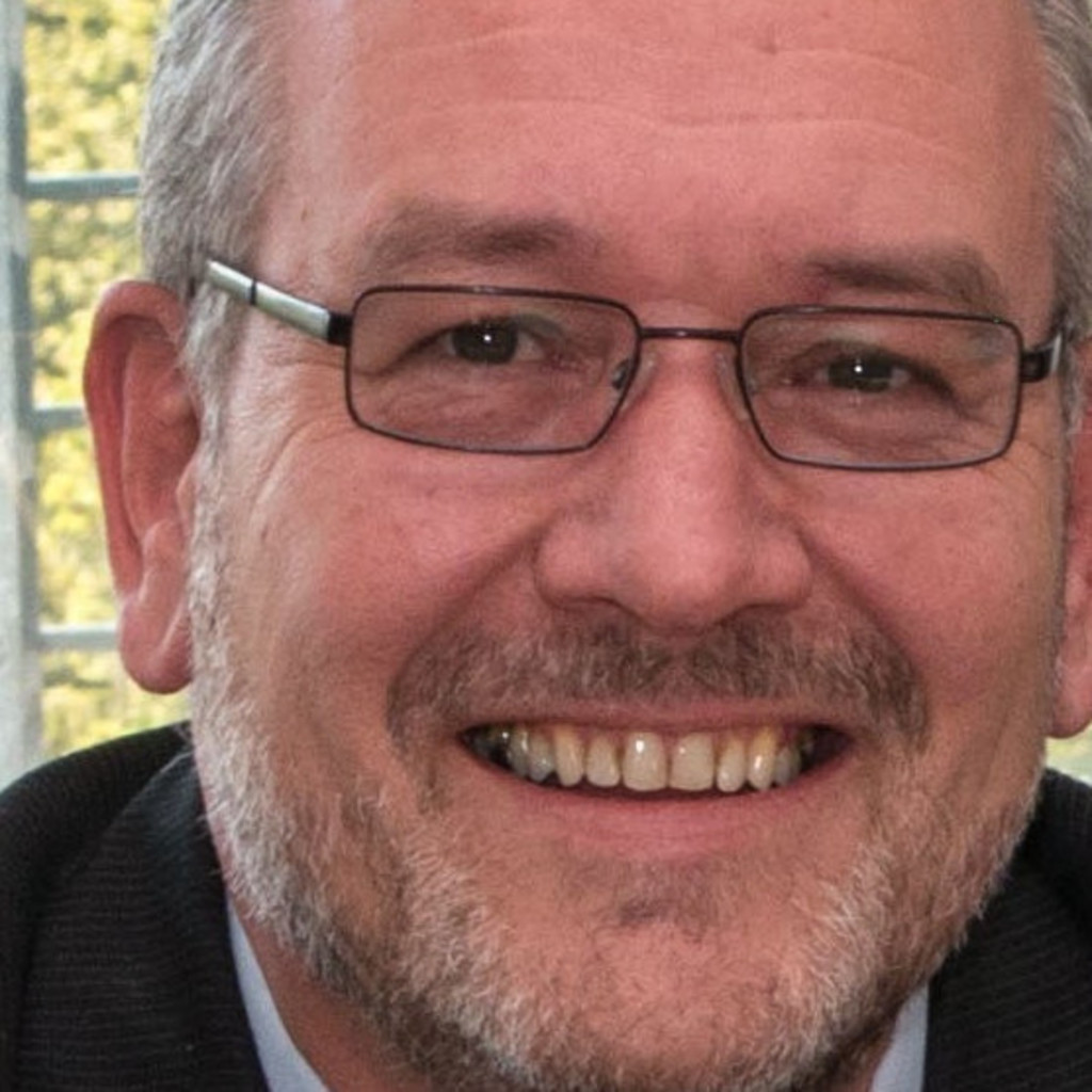 Prof. Dr. Wilhelm Löwenstein Geschäftsführender Direktor Institut