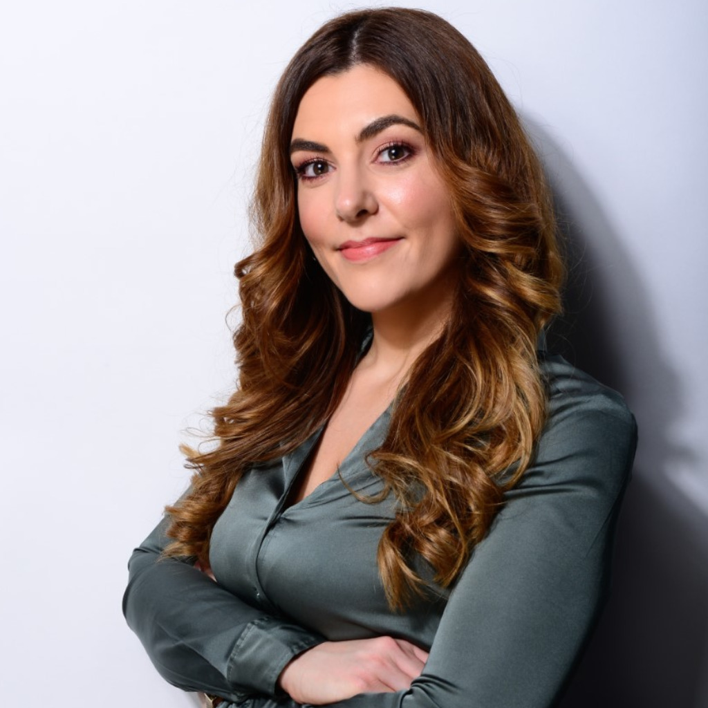 Jennifer Schneider Associate Director Plant Performance BioNTech SE