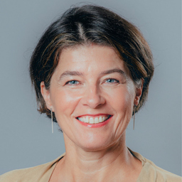 Dr. Elisabeth Götze