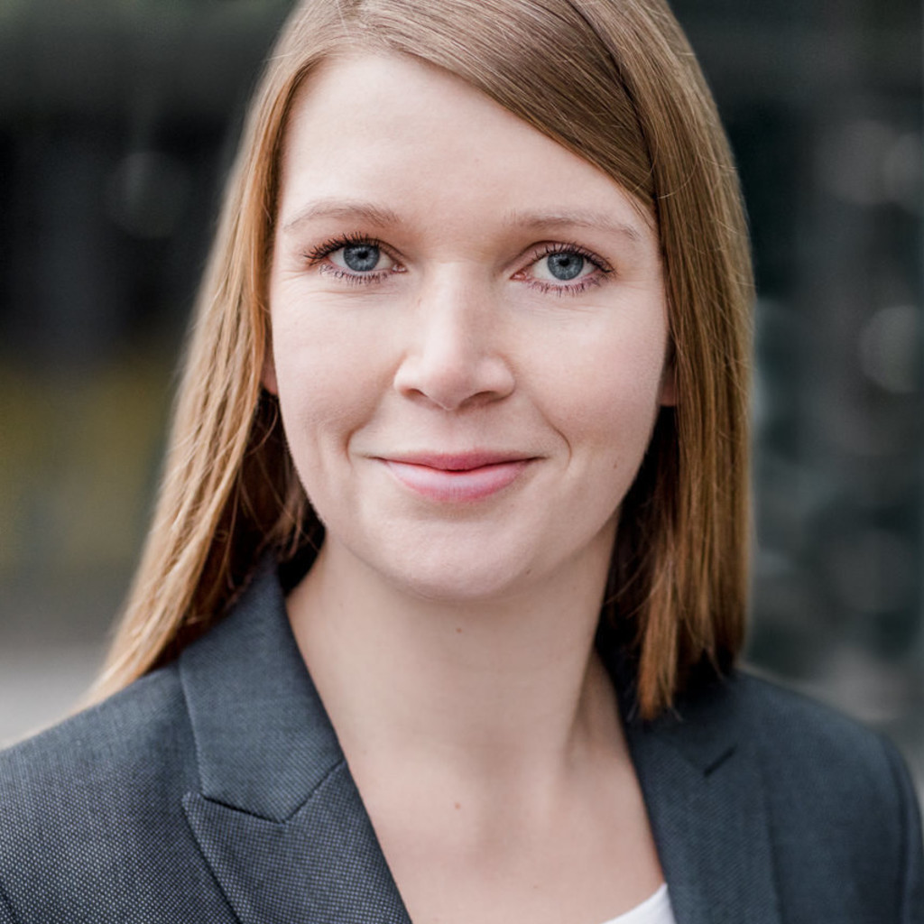 Karoline Jackstien Group Lead Material Master Data Management