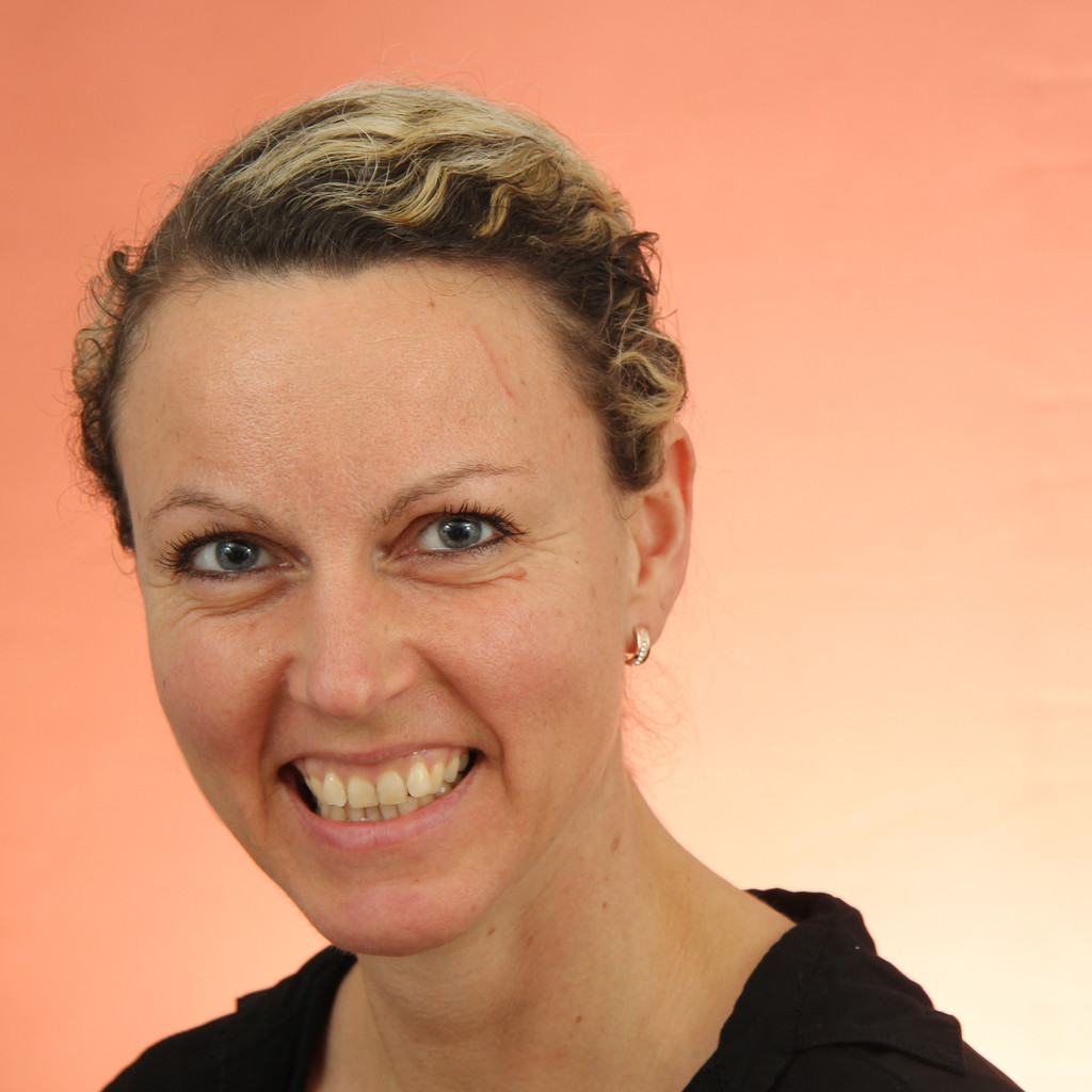 Edith Eckner Außendienstmitarbeiter Zeitfracht Medien GmbH XING