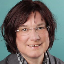 Bettina Dumke