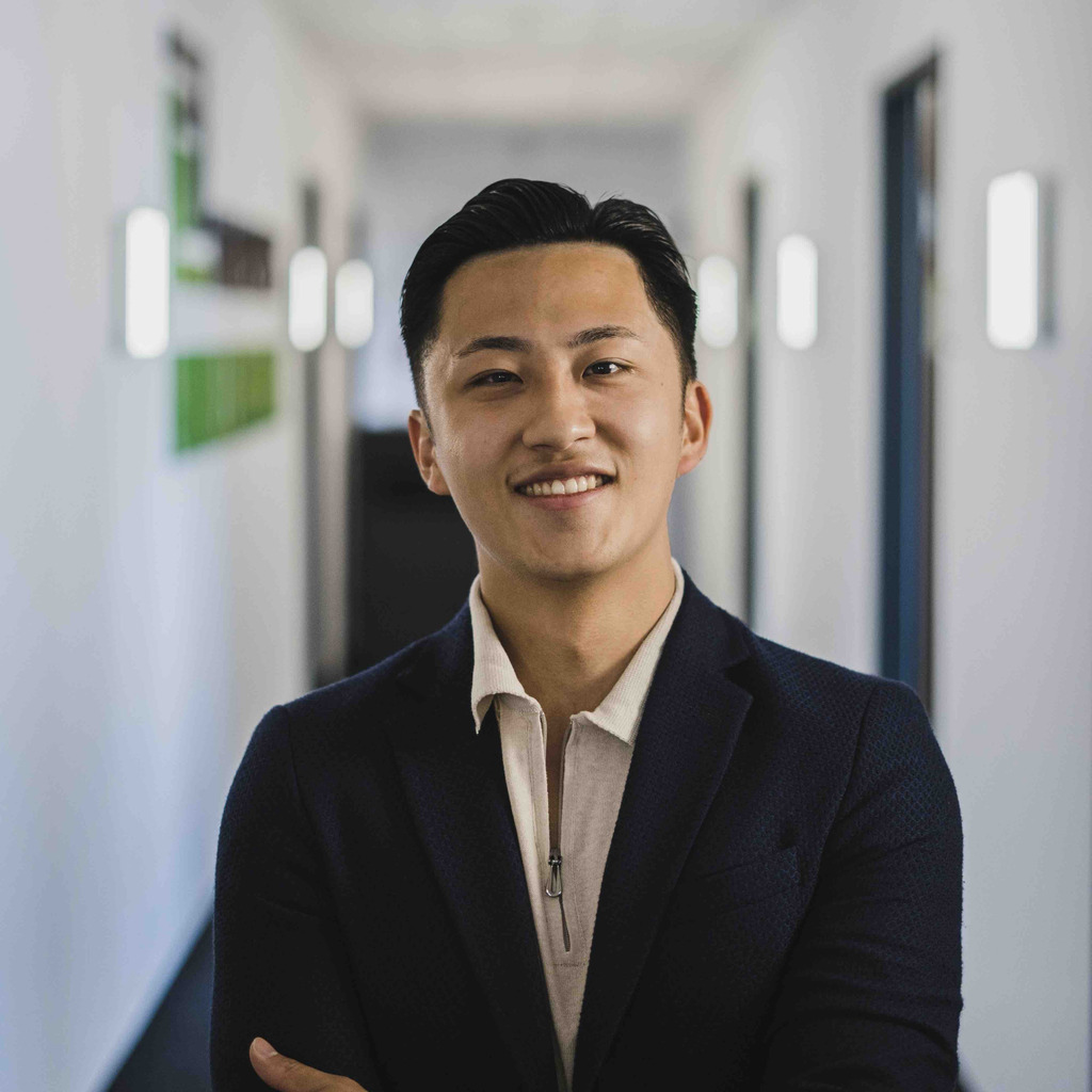 Akira Fukushima Finanzmakler Deutsches Maklerforum AG XING