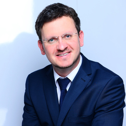 Dr. André Dollase