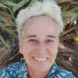 Angela Munzinher