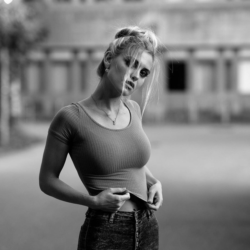 Cathy Jones Geschäftsführender Aktionär Die Möbelpraxis XING