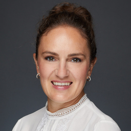 Justine Piper