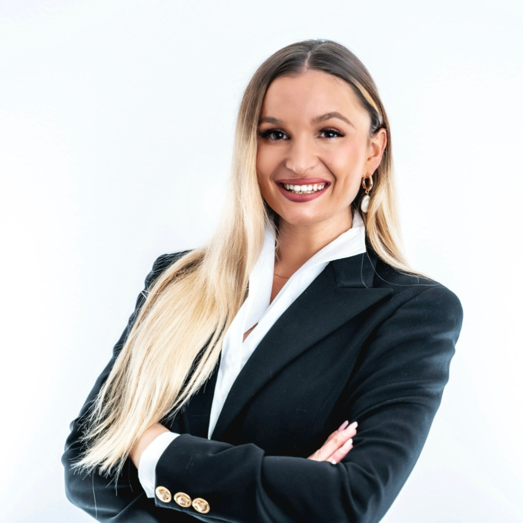 Luisa Bahne Account Executive Large Enterprise Gartner