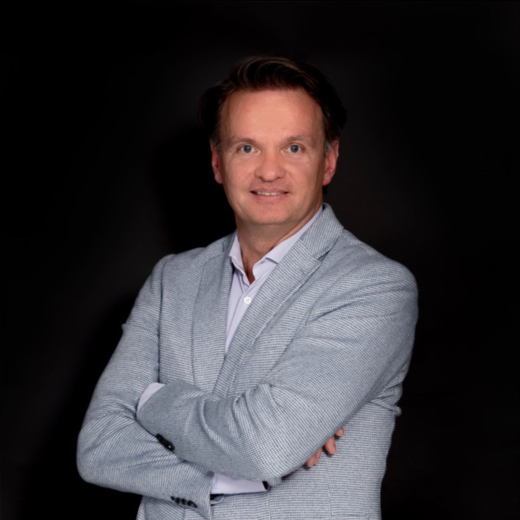 William Scholten Specialist in Business development, finance and