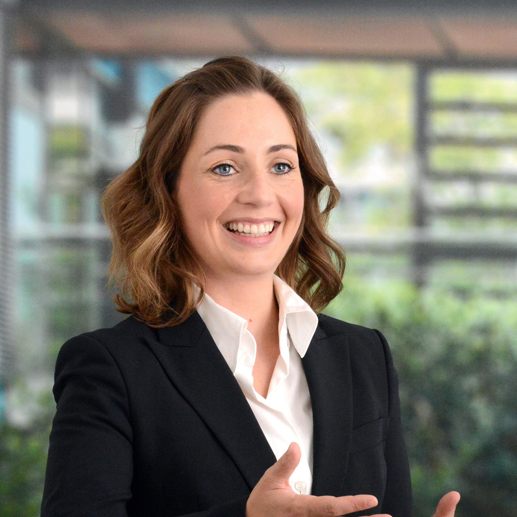 Ines Senges - HR Specialist - Campus und Event Strategie ...