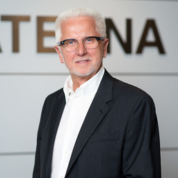 Dr. Winfried Materna