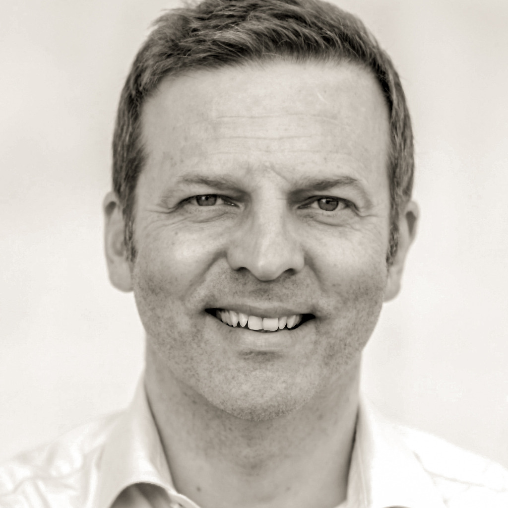 Stefan Skiera Textchef Frau im Leben / plus Magazin Agentur 2