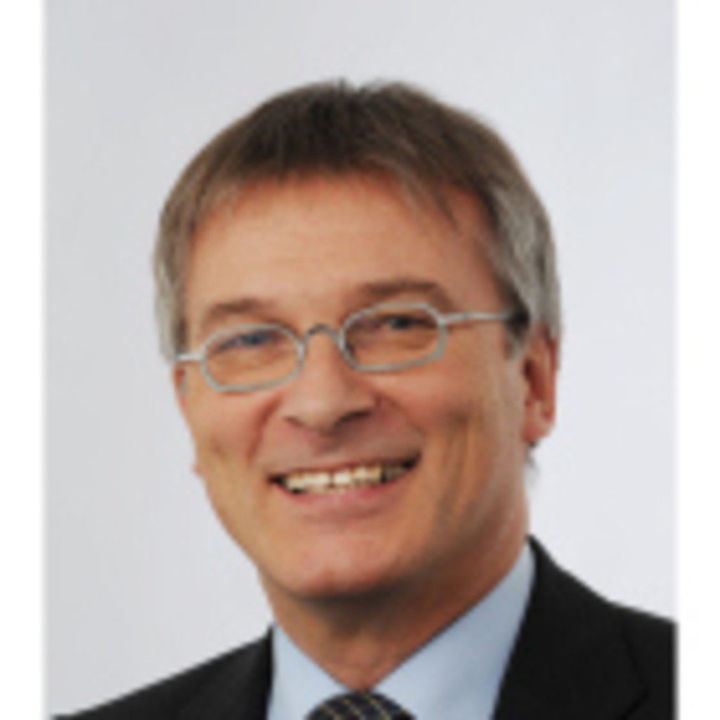 Dr. Siegmund Priglinger Vereinsgründer SmartVision Verein zur