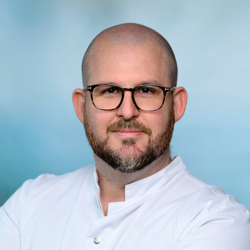 Dr. Florian Jung Leitender Arzt Physikalische Therapie Asklepios