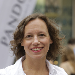 Dr. Bettina Pauly