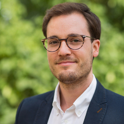 Dr. Niklas Kreilkamp