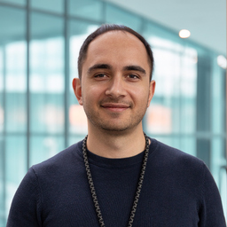 Dr. Sascha S.J. Hamzehi