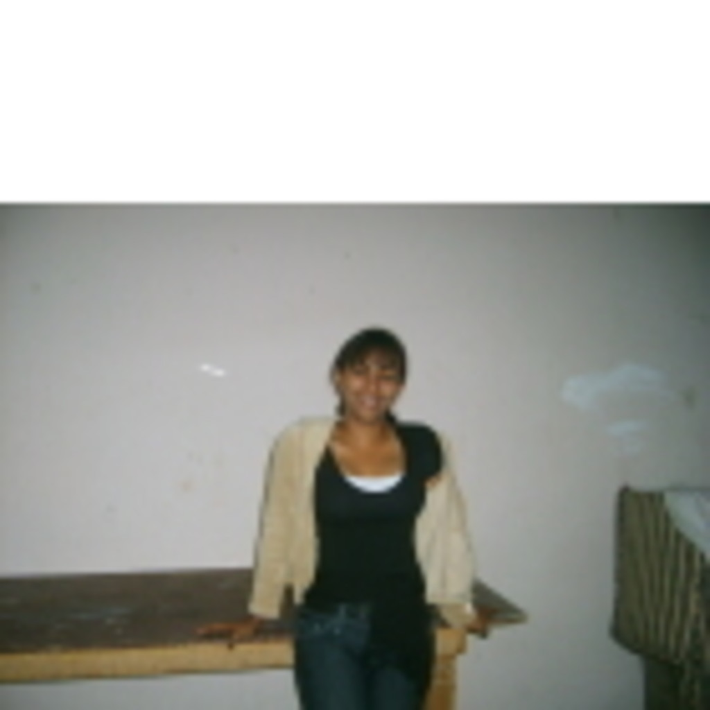 Maria Hernandez Distribuidora Global domain Internacional XING