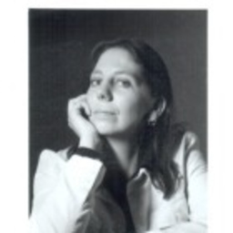 Dr. Christina Axmann