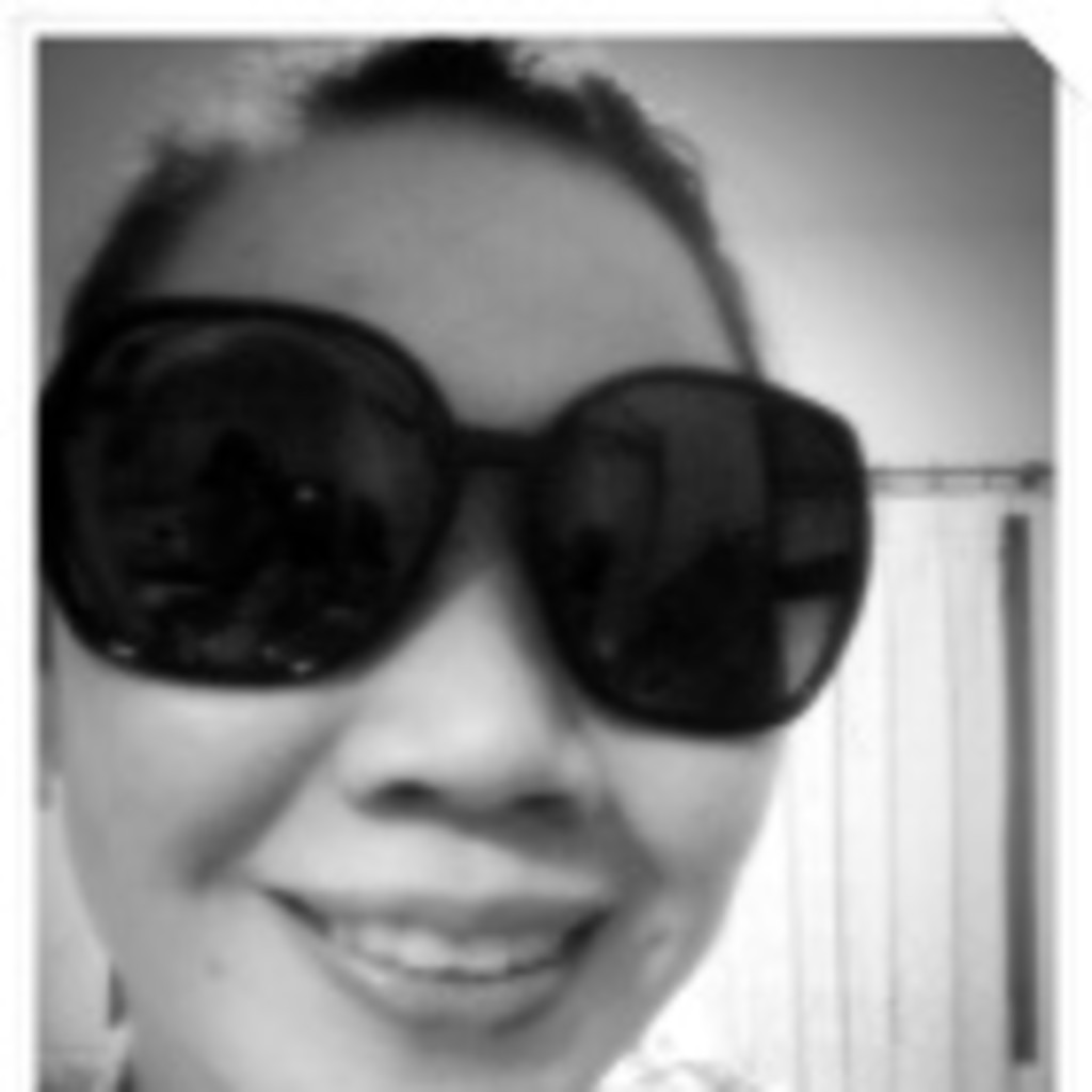 Saowakhon Khamcharoen Tour Guide NING XING