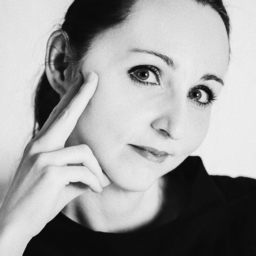 Claudia Lehnert