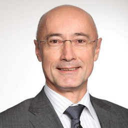 Dr. Ewald Hunstein