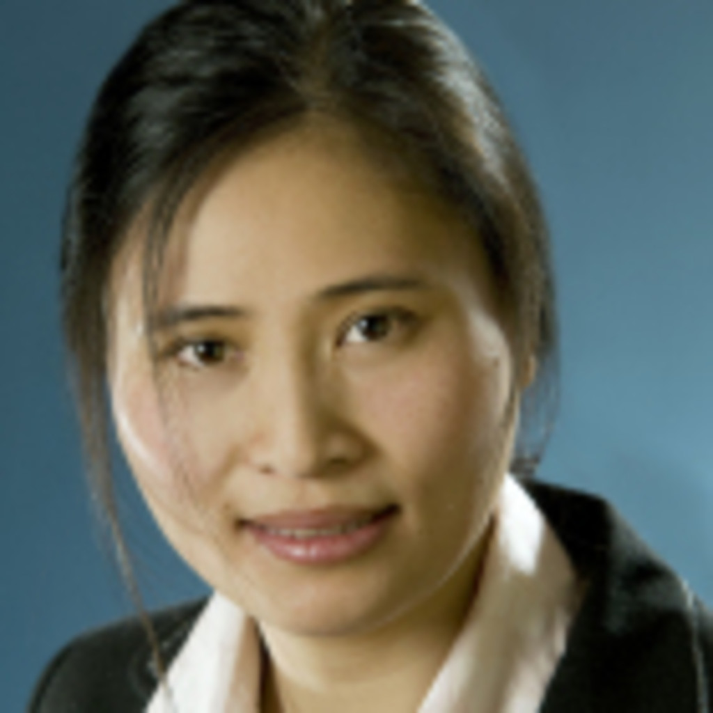 Er Christiani Online Geschäft Managerin De RUCCI Bedding Germany