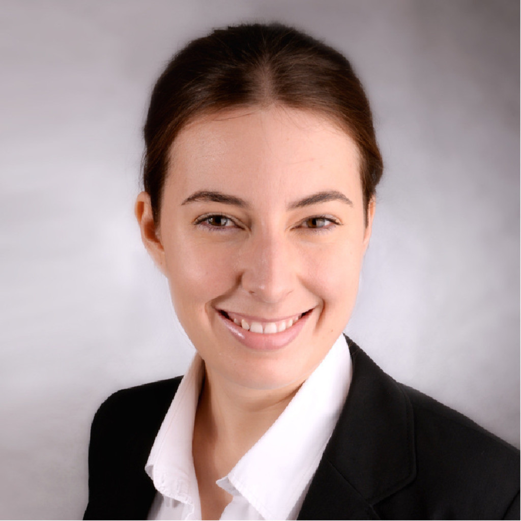Mona Telford Specialist Material Compliance EFAFLEX Tor und