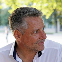 Wolfgang Hübner