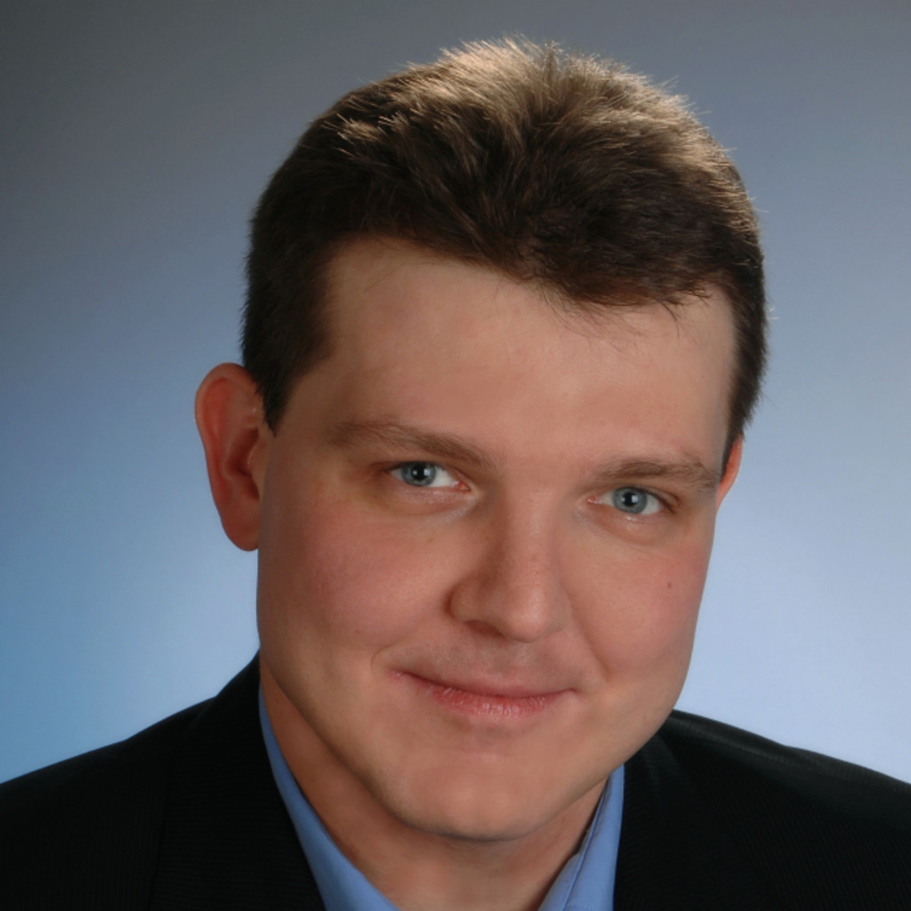 Thomas Zaremba Head of Marketing DVD Amazon XING