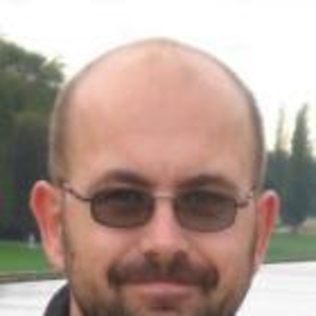 Alexander Lukanov Group leader mechanical department Johnson