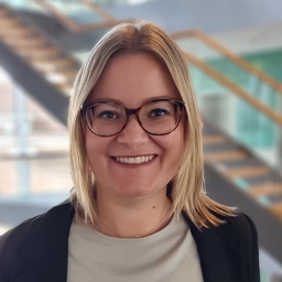 Nina Brosius