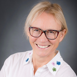 Dr. Monika Kouba