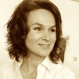 Janet Lange