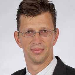 Dr. Thomas Giger