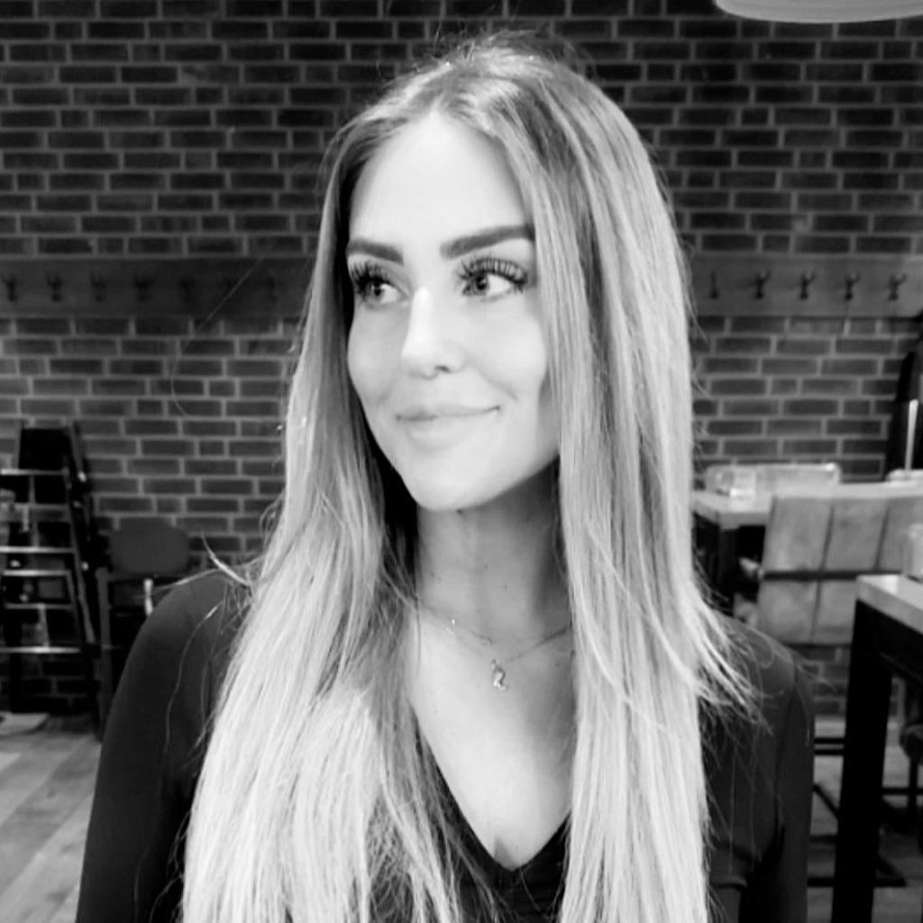 Selma Kalac HR Administrator / Payroll Specialist DSZ Deutsche