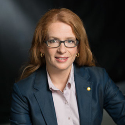 Dr. Claudia Balzer